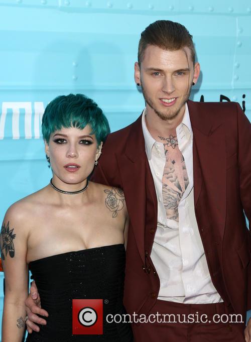 Halsey and Machine Gun Kelly 1