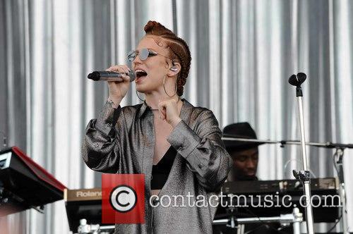 Jess Glynne 6