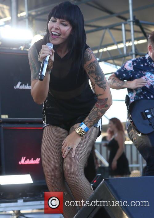 Sleigh Bells 4