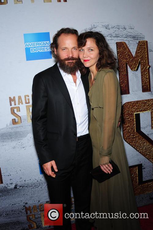 Peter Sarsgaard and Maggie Gyllenhaal 3