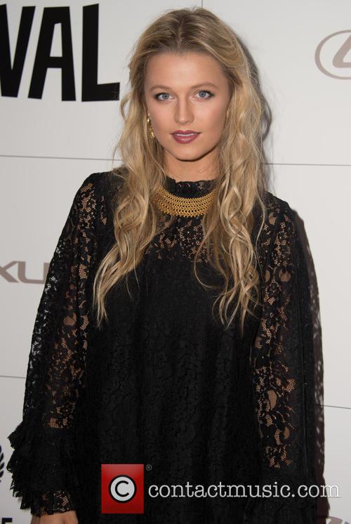 Lily Travers 4