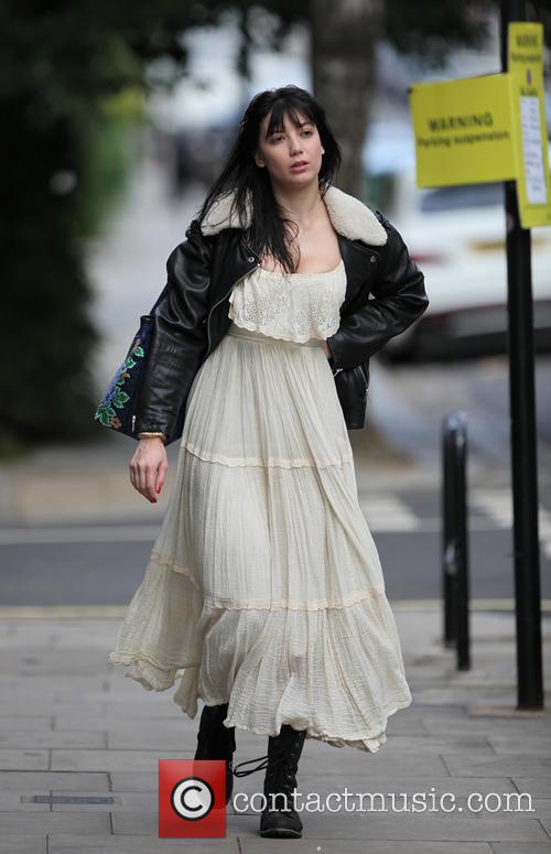 Daisy Lowe 10