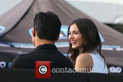 Victoria Justice and Mario Lopez