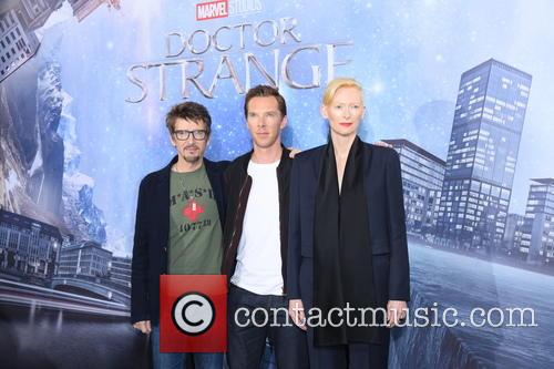 Scott Derrickson, Tilda Swinton and Benedict Cumberbatch 9