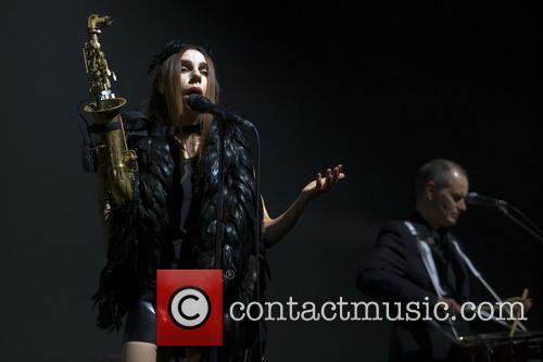 Pj Harvey and Polly James Harvey 6