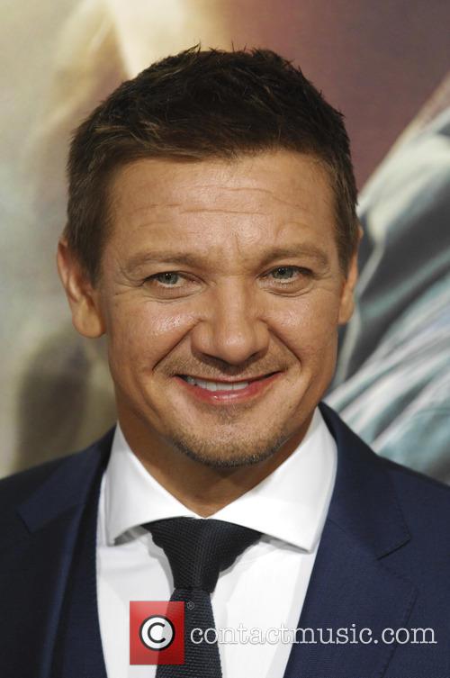 Jeremy Renner 8