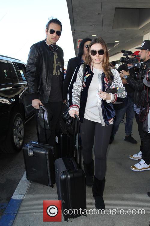 Gene Simmons, Nick Simmons and Sophie Simmons 1