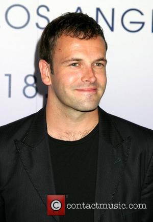 Jonny Lee Miller