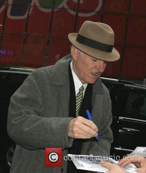 Steve Martin arriving at 'Good Morning America' studios, signing autographs for fans New York City, USA - 20.11.07