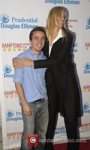 Frankie Muniz and Karolina Kurkova