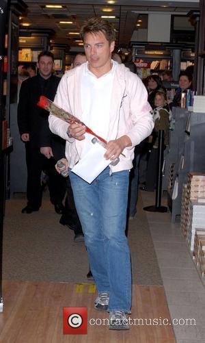 John Barrowman, Bluewater