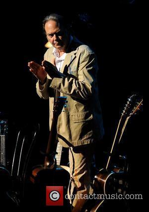Neil Young, Hammersmith Apollo