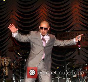 Grammy Awards, Pitbull