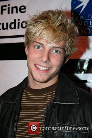 Hunter Parrish,  Project Angel Food - Arrivals at Boardner’s, restaurant Hollywood, California - 06.12.07