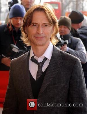 Robert Carlyle