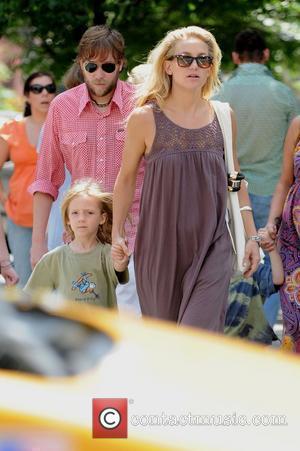Kate Hudson takes her son Ryder Robinson to the playground New York City, USA - 03.08.08