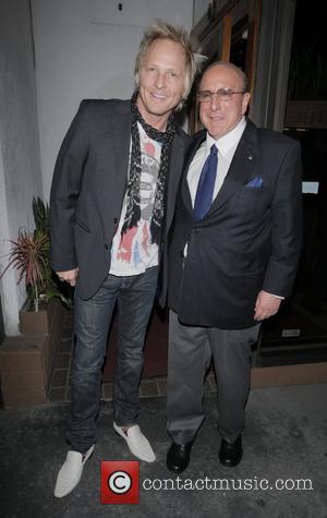 Clive Davis, Matt Sorum