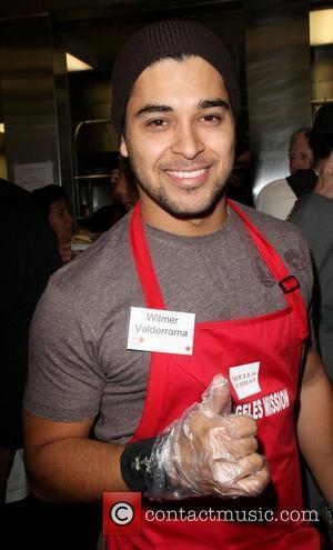Wilmer Valderrama LA Mission and Anne Douglas Center's Thanksgiving Meal For The Homeless Los Angeles, California - 26.11.08