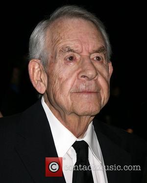 Tom Bosley attends the 2009 Palm Springs International Film Festival Awards Gala held at the Convention Center. Palm Springs, California...