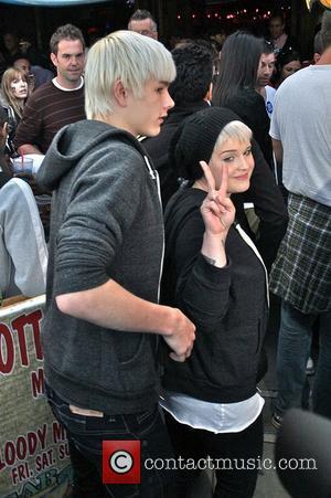 Luke Worrall and Kelly Osbourne Celebrities arrive at the Salsa Cantina ahead of a march against Proposition 8 - a...