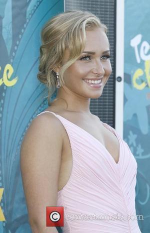 Hayden Panettiere, Gibson Amphitheatre