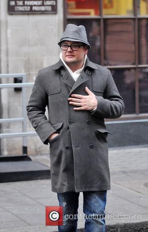 Alan Carr arriving at the BBC radio One Studios London, England - 13.12.10