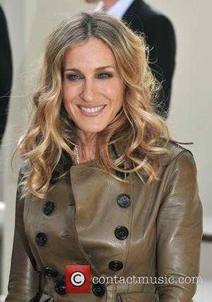 Sarah Jessica Parker London Fashion Week Spring/Summer 2011 - Burberry held at the Chelsea College of Art and Design -...