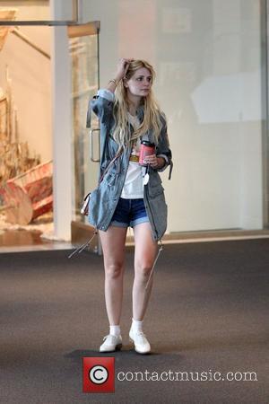 Mischa Barton, Hammer Museum