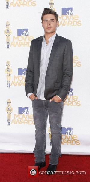 Zac Efron 2010 MTV Movie Awards - Arrivals held at the Gibson Amphitheater at Universal Studios Universal City, California -...