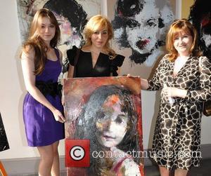 Sarah Bolger, Katarzyna Gajewska and Monica Bolger Irish actress Sarah Bolger is presented with her portrait by artist Katarzyna Gajewska...