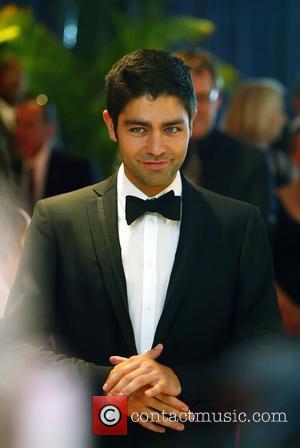 Adrian Grenier  2010 White House Correspondents Association Dinner held at the Washington Hilton Hotel - Arrivals Washington DC, USA...