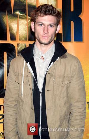 Alex Pettyfer  'I Am Number Four' in-store signing at Hot Topic in the Westfield Mall Paramus, New Jersey -...