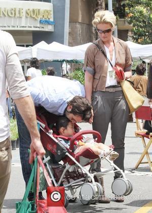 Katherine Heigl and husband singer Josh Kelley shopping at the farmer's market in Hollywood  Los Angeles, California - 08.05.11