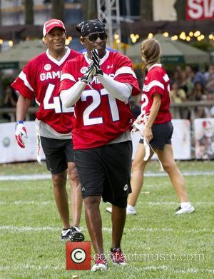 Deion Sanders Takes To Twitter To Deny Divorce Claims