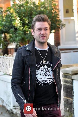 Tom Meighan of Kasabian  leaving Fearne Cotton's house after her Christmas Party London, England - 22.12.11