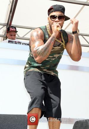 Flo Rida performs at 'Ditch Friday' at the Palms Pool and Bungalows Las Vegas, Nevada - 04.05.12