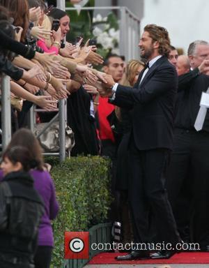 Gerard Butler The 69th Annual Golden Globe Awards (Golden Globes 2012) held at The Beverly Hilton Hotel - Outside Arrivals...