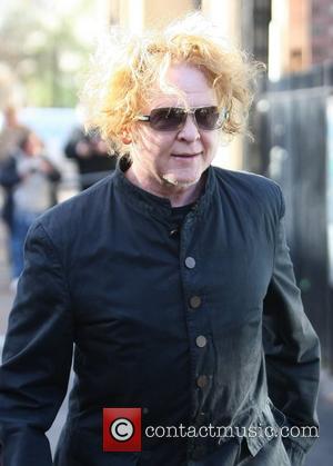 Mick Hucknall Devoted To Parenting