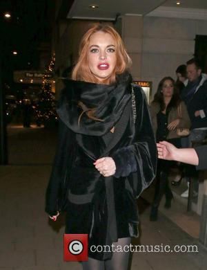 Lindsay Lohan To Contest Court Charges; Could Take To The Stand