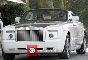 Scott Disick and Khloe Kardashian take a ride in a Rolls Royce Phantom through Miami Beach Miami, Florida - 18.09.12