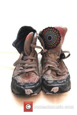 Chris Martin  Small Steps Project: London Celebrity Shoe Auction 2012   A host of global celebrities have kindly...