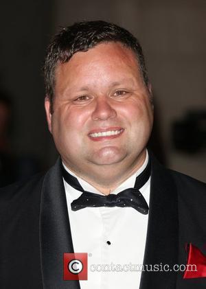 Taylor Swift Rubs Shoulders With Paul Potts At 'Britain's Got Talent' Movie