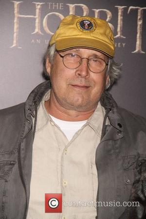 Chevy Chase Has Knife-wound Scars From New York Run-in With Thugs