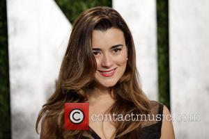 Cote de Pablo - 2013 Vanity Fair Oscar Party at Sunset Tower - Arrivals - Los Angeles, CA, United States...