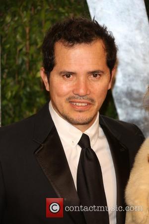 John Leguizamo - 2013 Vanity Fair Oscar Party at Sunset Tower - Arrivals - Los Angeles, California, United States -...