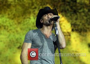 Tim McGraw, Carrie Underwood And LeAnn Rimes Bring Country To Country To The UK (Pictures)