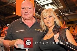 Samantha Fox and Andy Jones - MCM Birmingham Memorabilia Comic Con at Birmingham NEC - Birmingham, United Kingdom - Saturday...