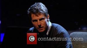 Tom Cruise - Tom Cruise puts a dramatic twist on...