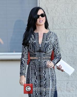 Katy Perry - Katy Perry On A Film Set