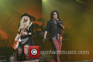 Alice Cooper, Gibson Amphitheatre